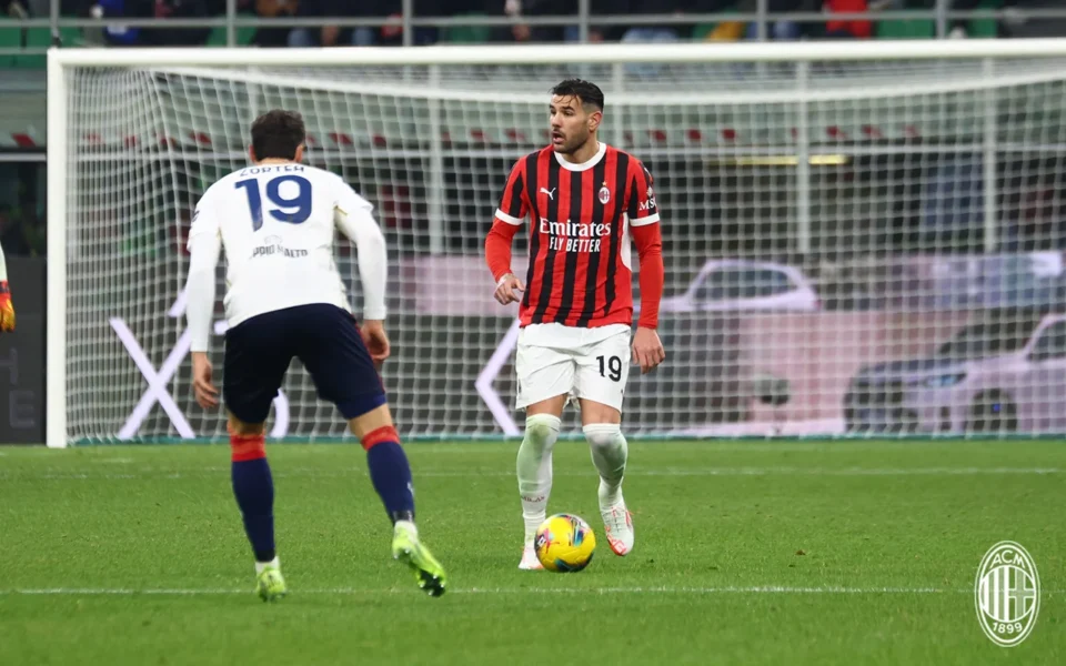 Social Milan Theo Hernandez
