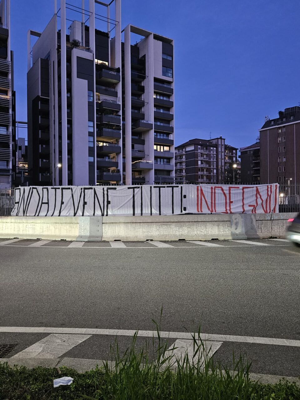 MI – Curva Sud durissima contro Cardinale: “Via Furlani, Ibrahimovic, Moncada e Scaroni” Milan Lazio Curva Sud