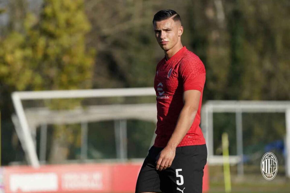 Ex Milan simic