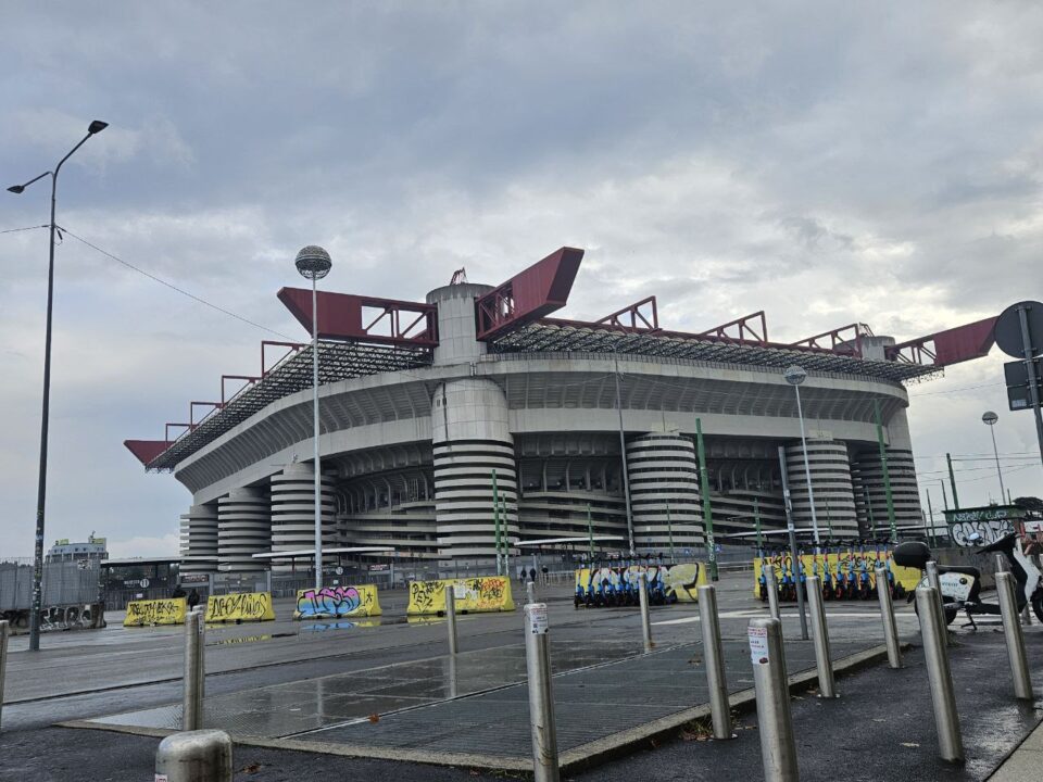 Curva Sud, il grande ritorno: San Siro pronto a ruggire per Milan-Napoli