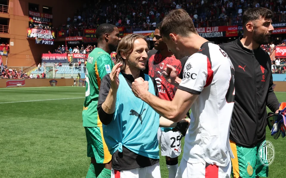 Il Milan vince a Genoa: Nkunku e Athekame firmano il sorpasso Champions.