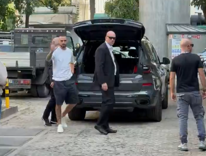 FOTO – Calciomercato Milan, iniziate le visite mediche per Mario Gila Calciomercato Milan